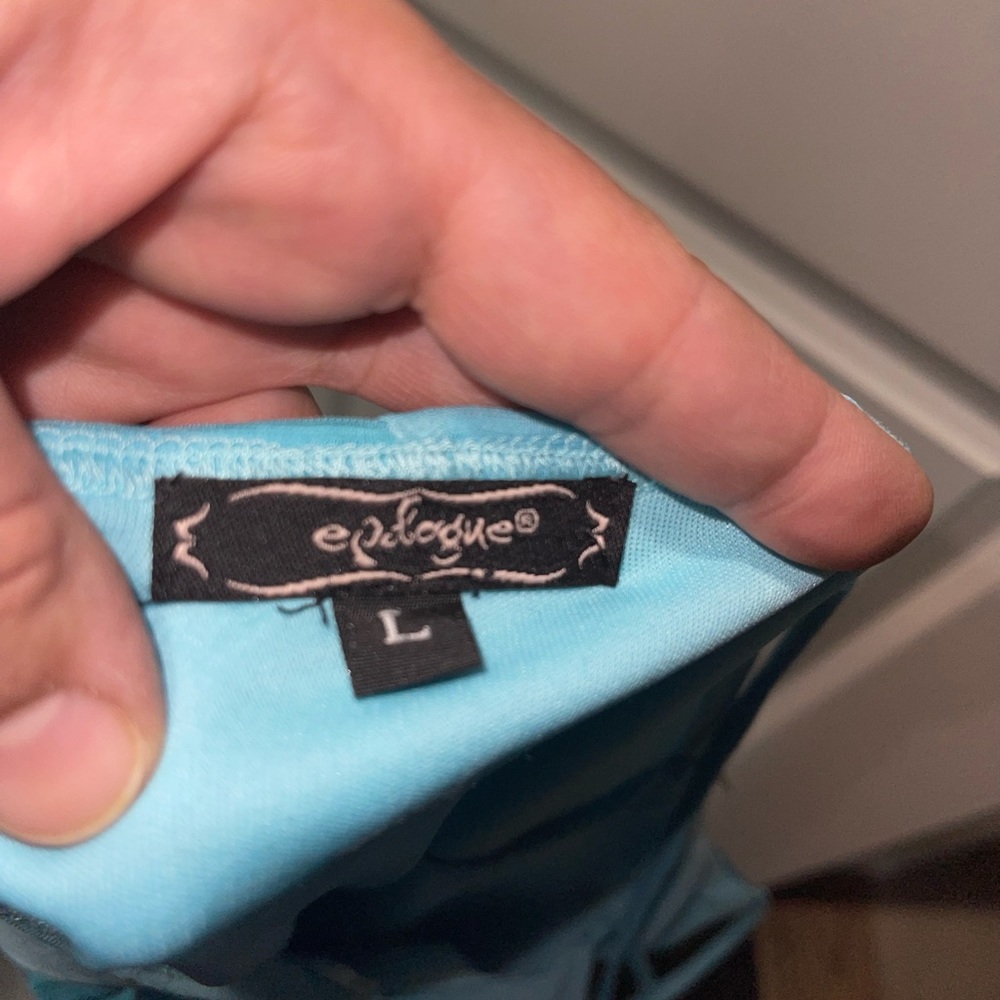 Blue top - Picture 2 of 3